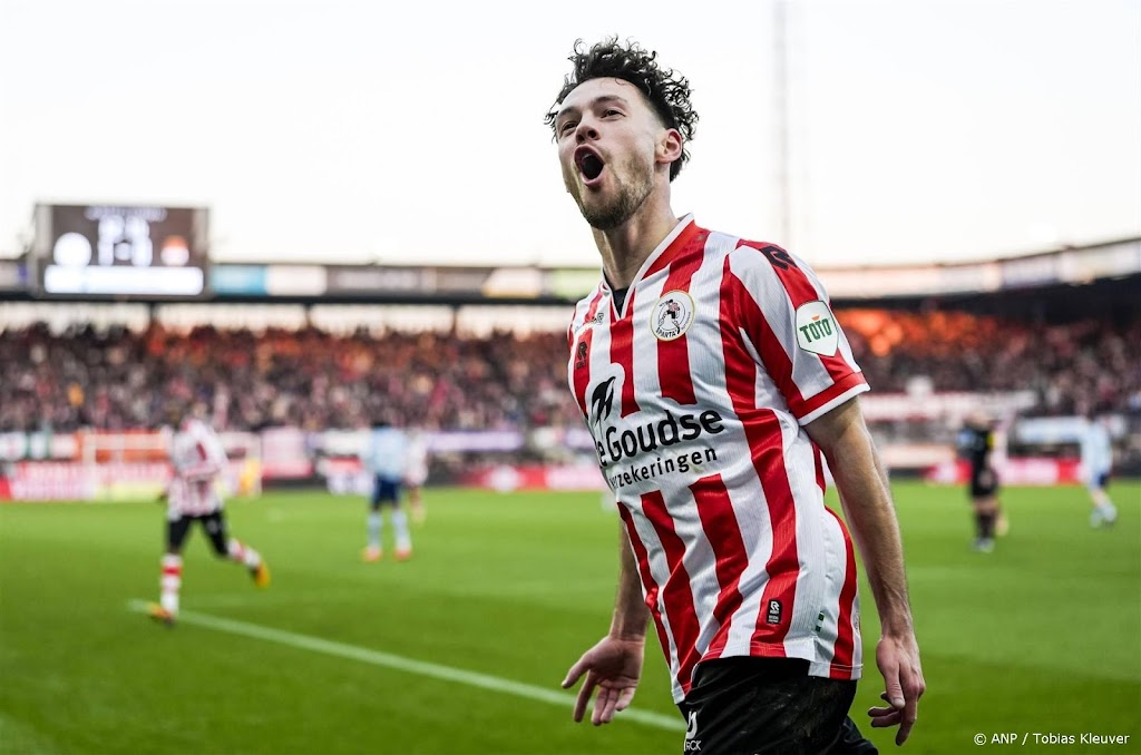 Van Bergen maakt na bijna vier jaar weer een doelpunt