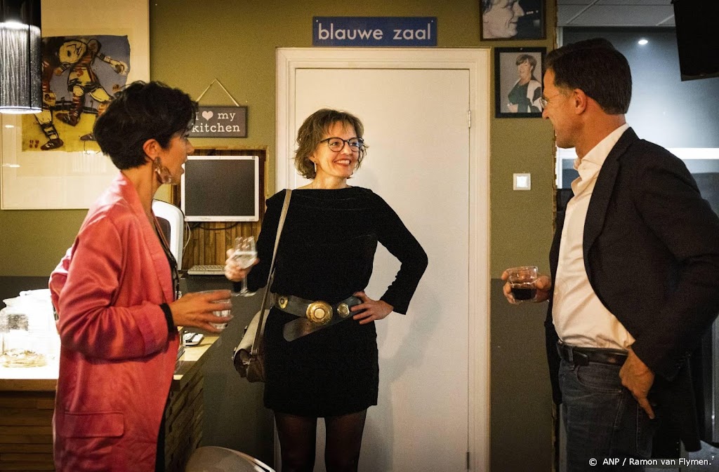 Wallis de Vries over Rutte: hoop dat hij belang theater inziet