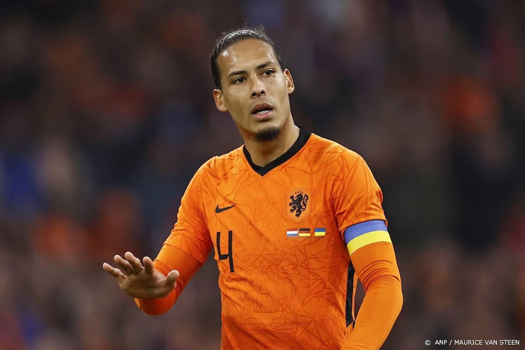 Veiling shirts Oranje levert weer ruim 50.000 euro op