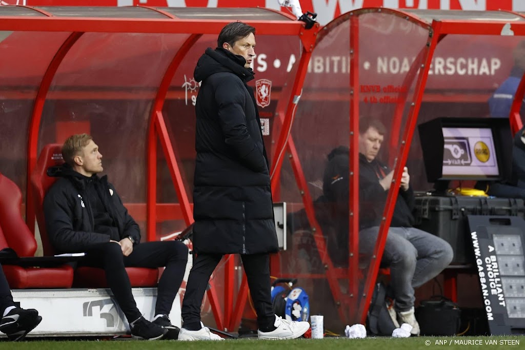 PSV-trainer Schmidt: we maakten te veel onnodige fouten