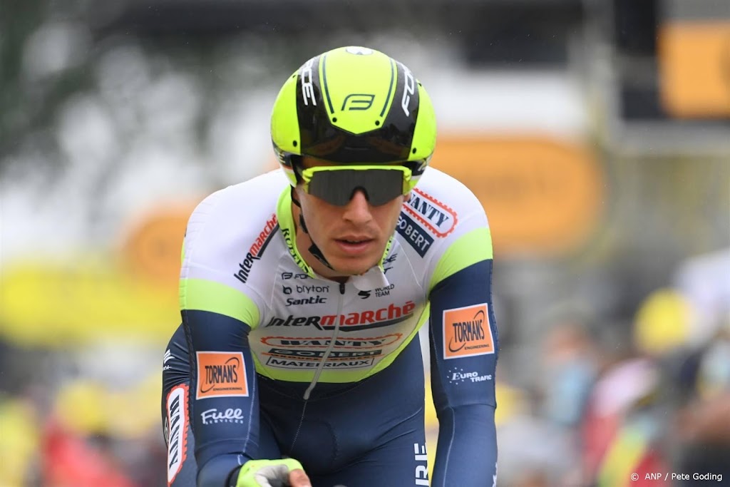 Van Poppel naar ziekenhuis na val in Ronde van Vlaanderen