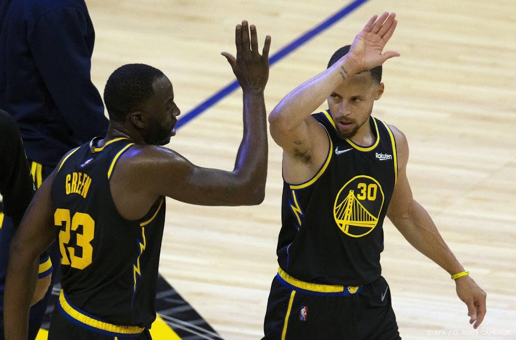 Warriors nemen leiding in halve finales play-offs NBA