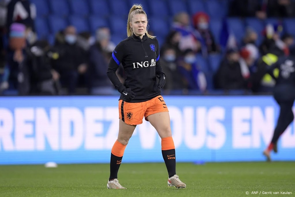 Voetbalster Van Es keert terug naar PSV