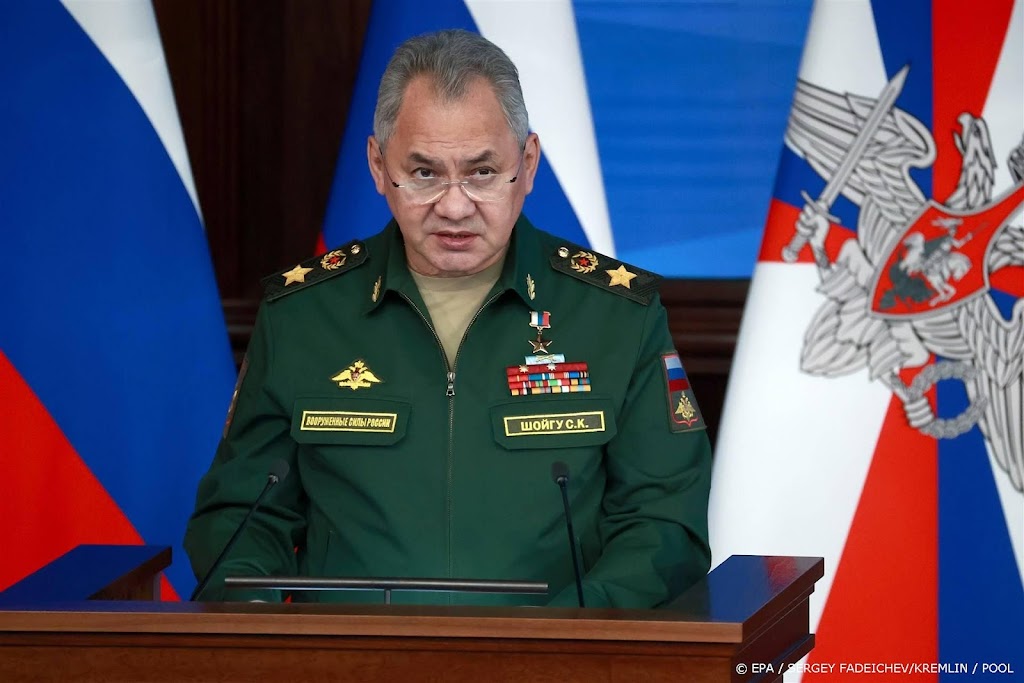 Russische defensieminister wil hogere productie precisiewapens