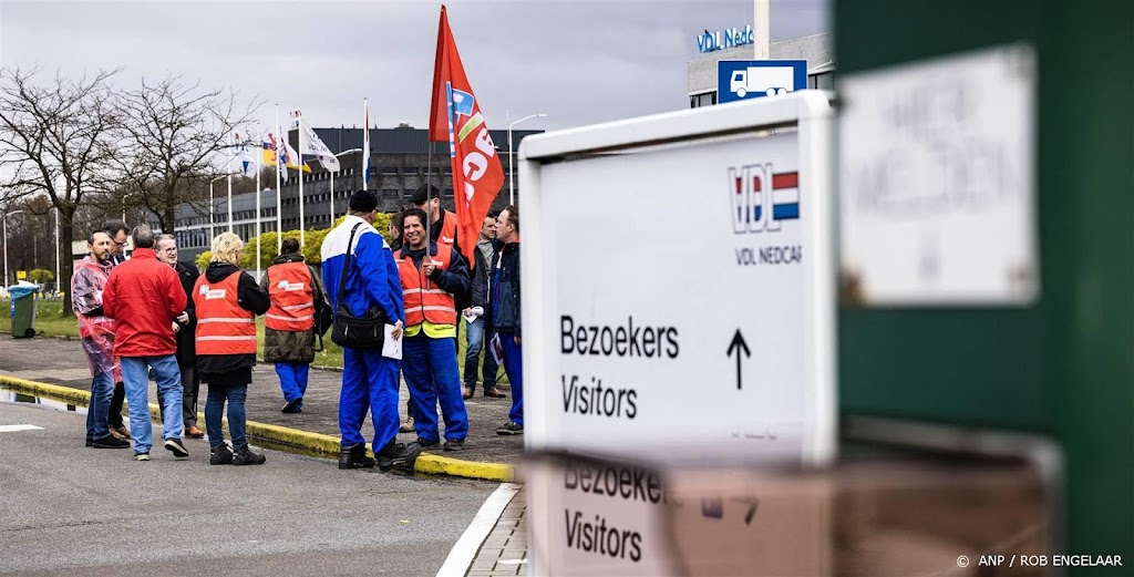 Overleg vakbonden en VDL over Nedcar mislukt