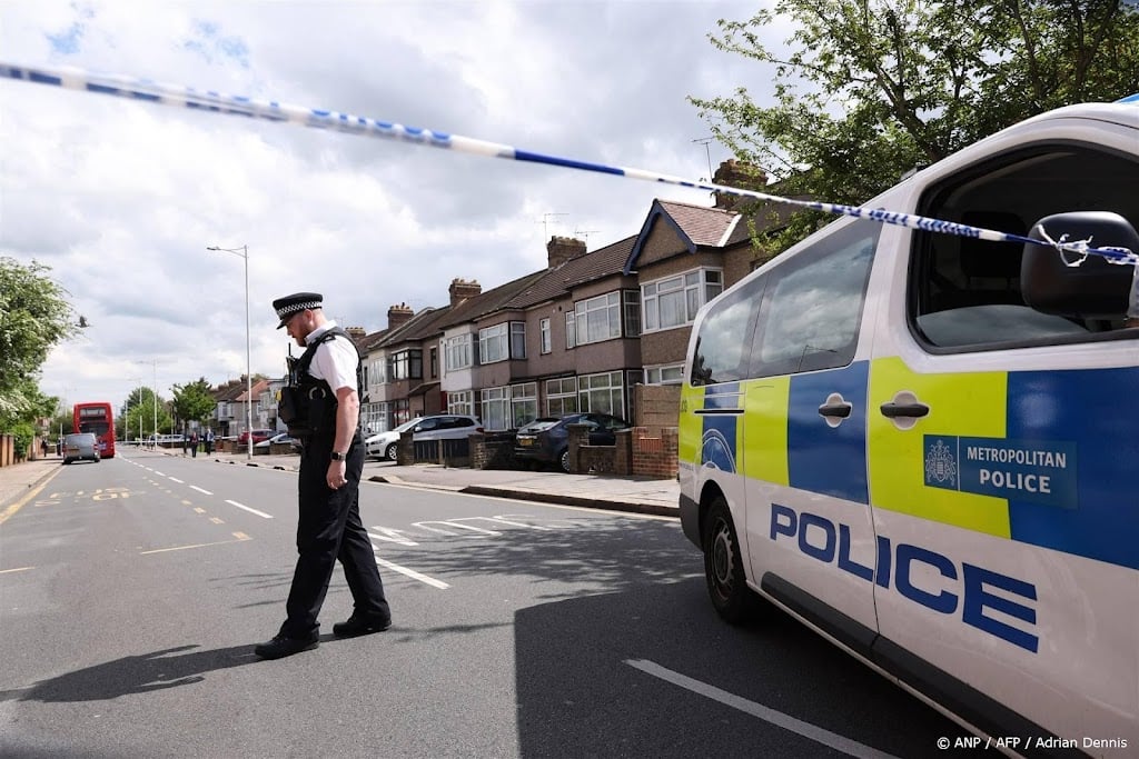 Man aangeklaagd voor moord na aanval met zwaard in Londen
