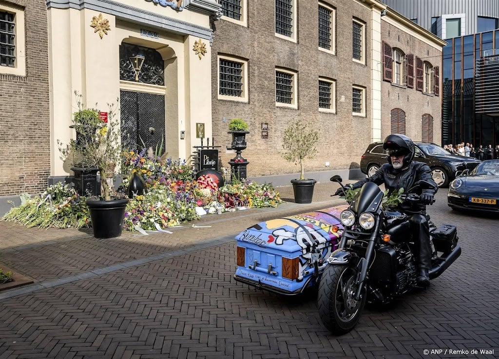 Topchef Jonnie Boer in Zwolle uitgeleide gedaan