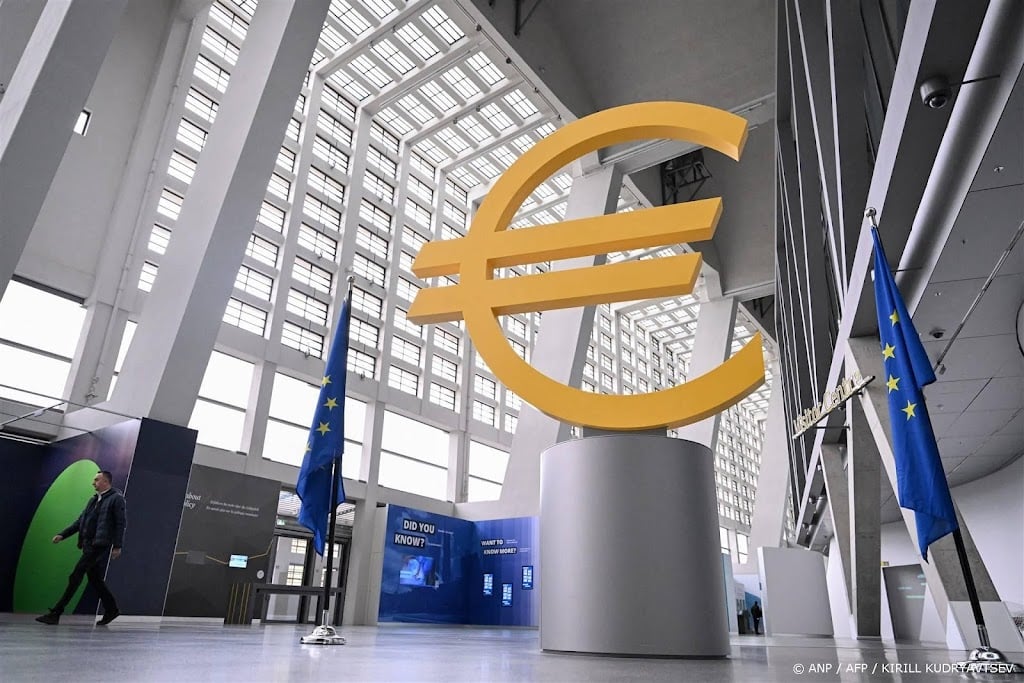 Inflatie eurozone blijft hangen op 2,2 procent