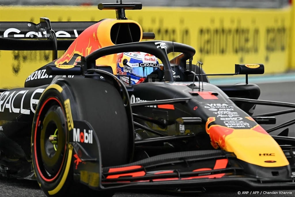Verstappen derde in training Miami na late aankomst 