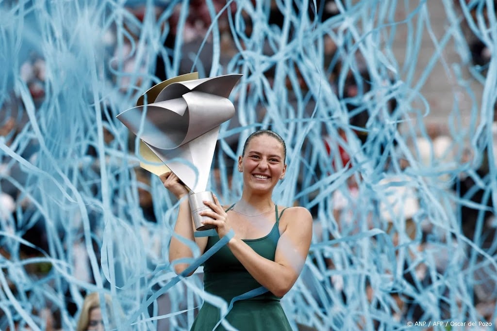 Kostjoek wint tennistoernooi Madrid ten koste van Andrejeva