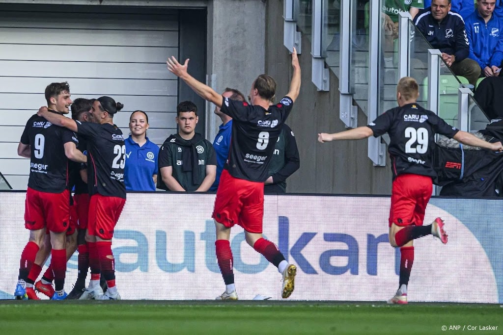 Excelsior wint ook bij Groningen en is bijna zeker van handhaving