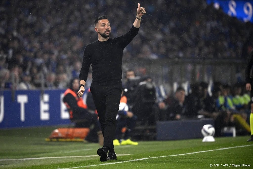 Voormalig Ajax-coach Farioli pakt in Portugal titel met FC Porto