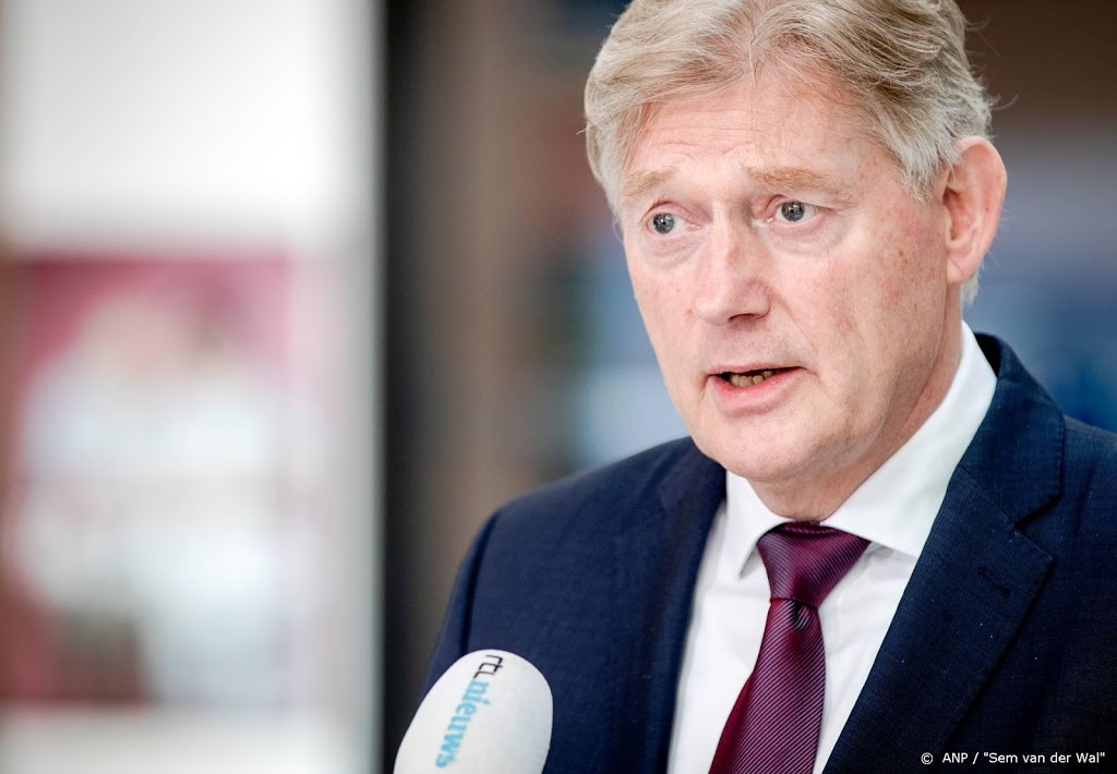 Minister Van Rijn treft sportprominenten na oproep