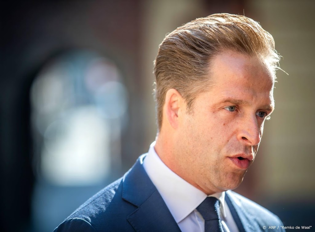 Minister: Dam-demonstrant moet extra bedacht zijn op klachten