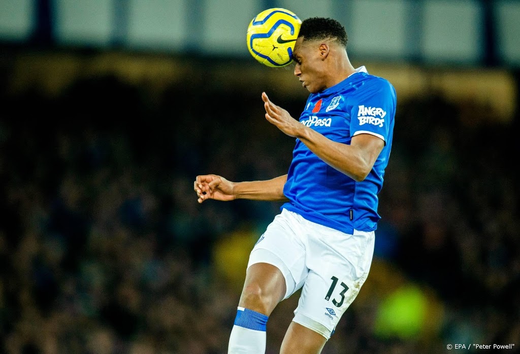 Everton-verdediger Mina mist herstart Premier League