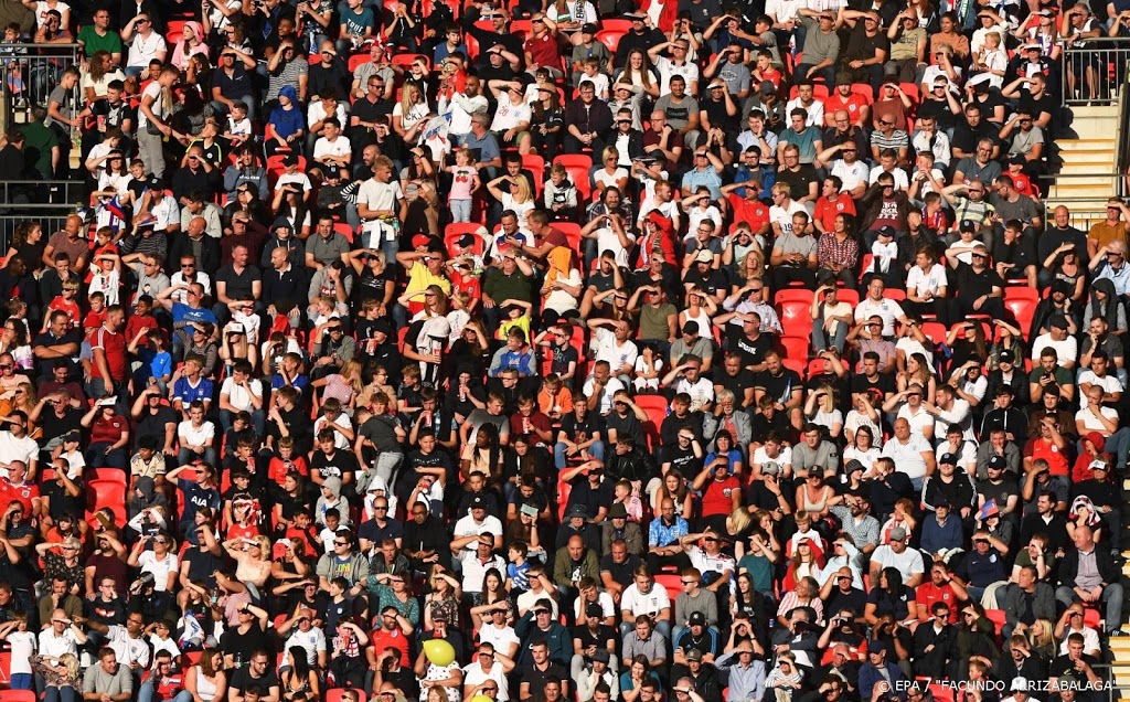 Ook in Bulgaarse voetbalcompetitie zijn fans weer welkom