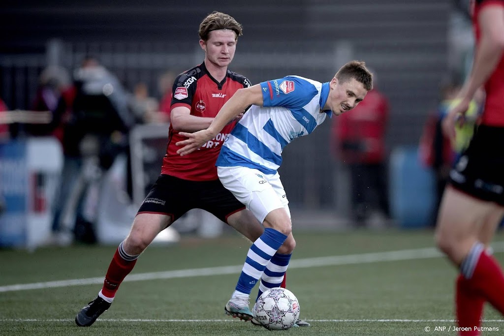 Voetbalclub PEC Zwolle met Thomas naar de Eredivisie