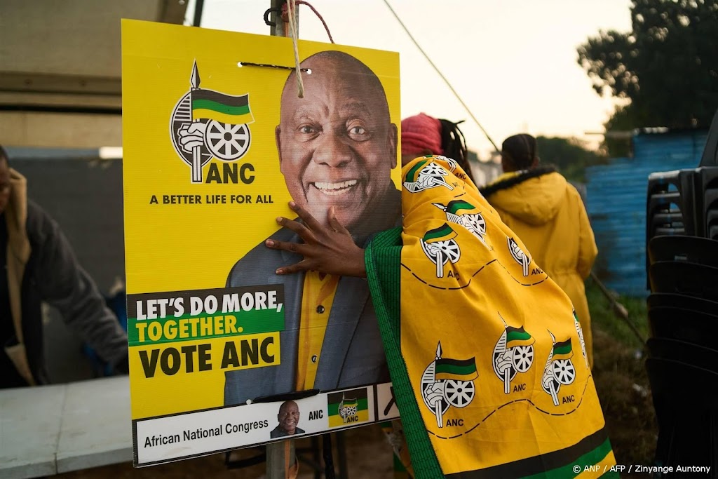 Ondanks megaverlies houdt ANC vast aan president Ramaphosa