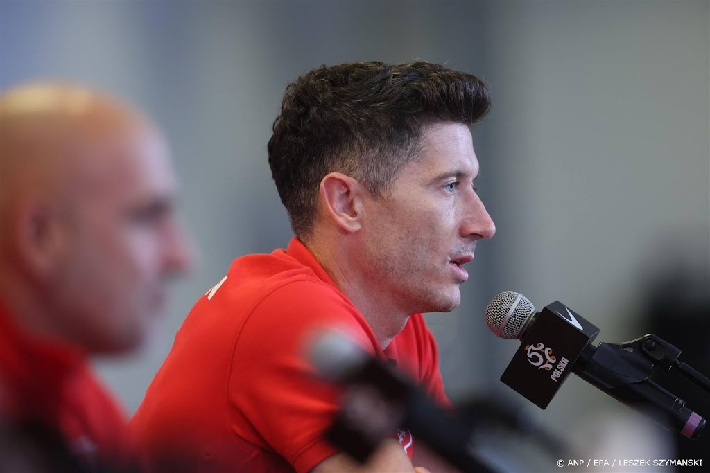 Poolse vedette Lewandowski heeft 'positief gevoel' over EK