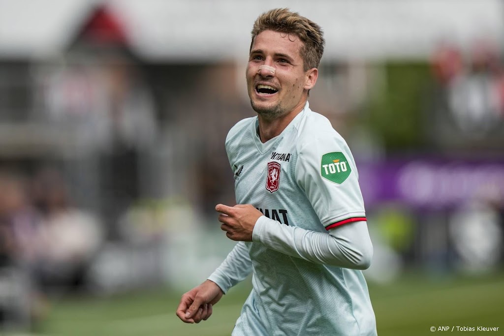 Sadilek verruilt FC Twente voor Slavia Praag