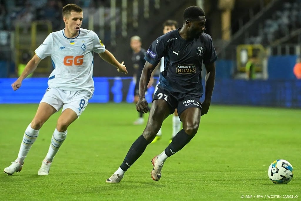 Verdediger Luckassen alsnog met Ghana mee naar WK