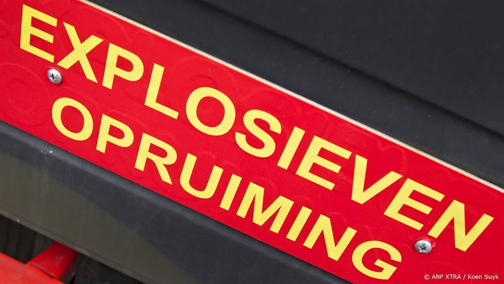 Bom landgoed Marquette veilig ontploft in duinen Castricum