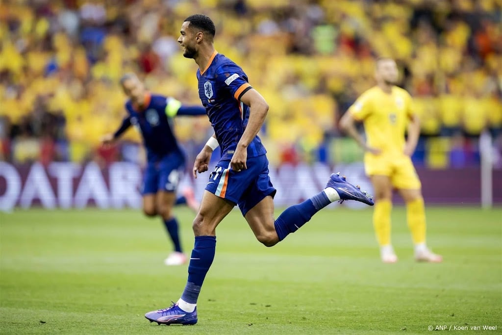 Gakpo schaart zich in rijtje met Bergkamp, Van Persie en Depay