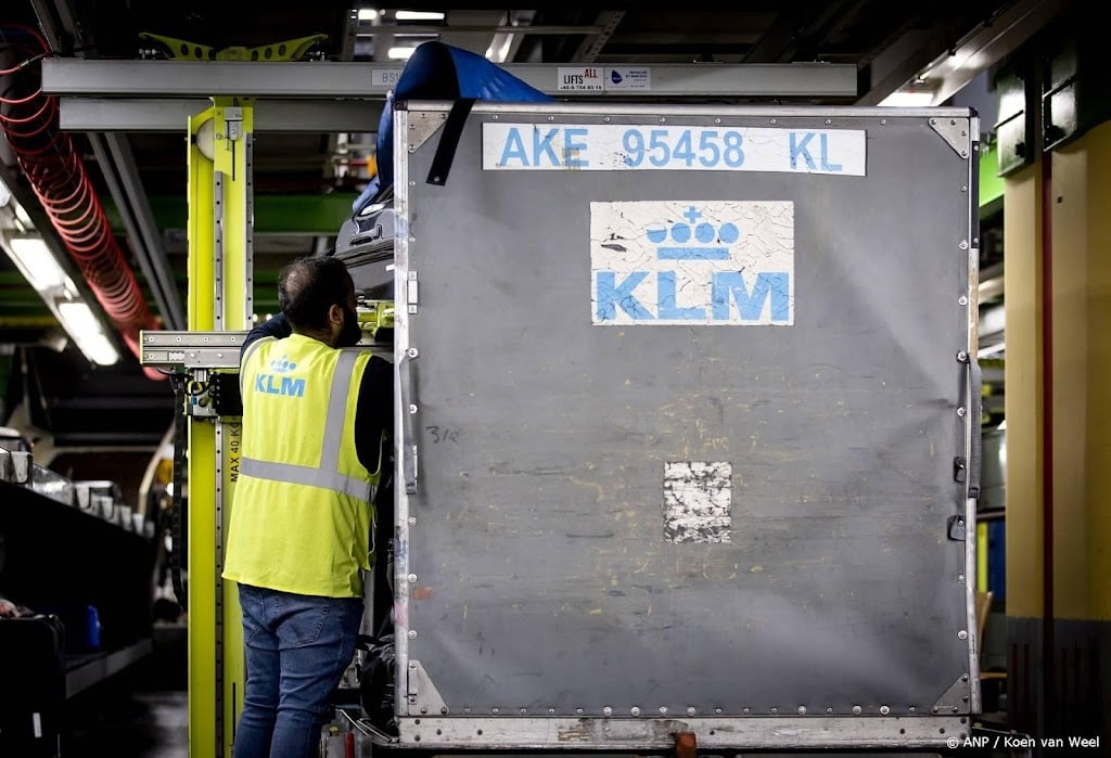 CNV: grondpersoneel KLM gaat woensdag alsnog 8 uur staken