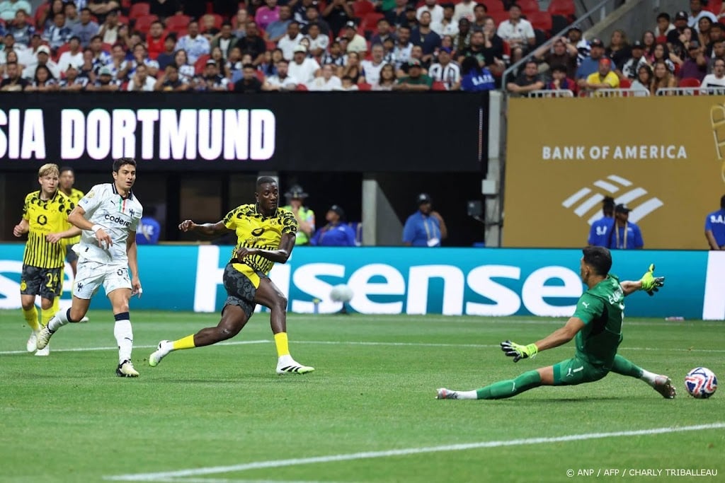 Guirassy helpt Borussia Dortmund als laatste naar kwartfinales WK