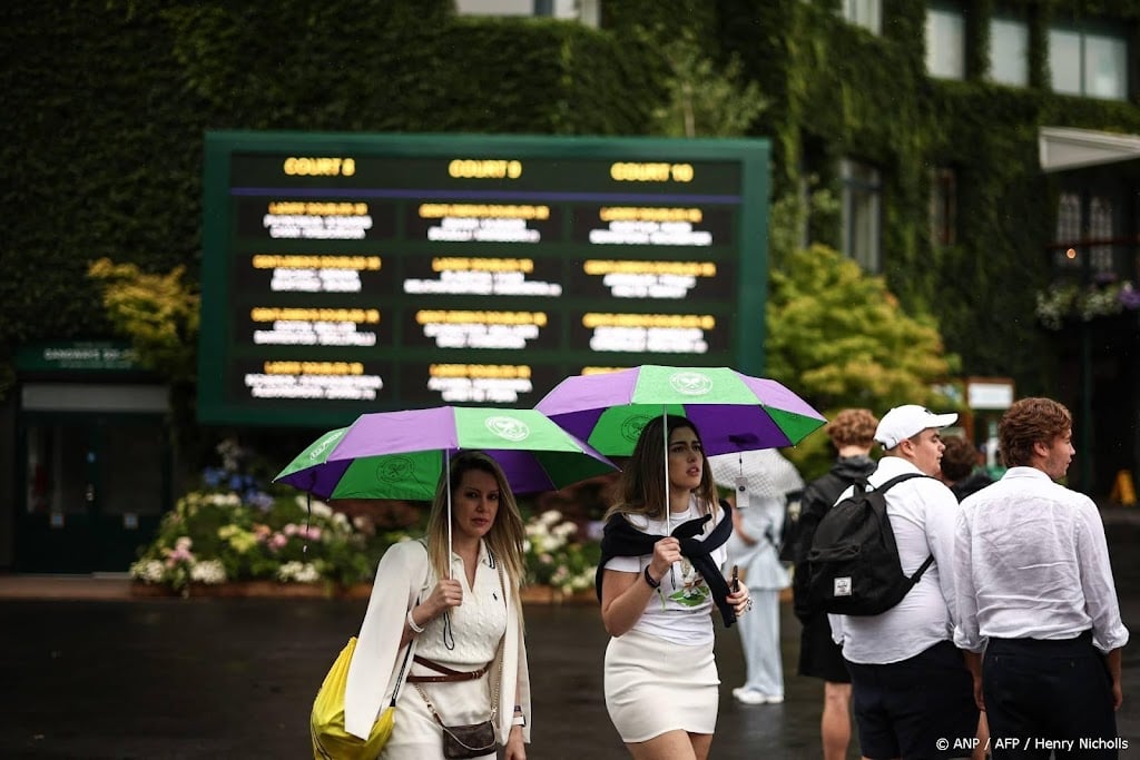 Start tenniswedstrijden Wimbledon uitgesteld door regen 