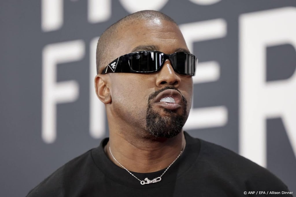 Australisch visum Kanye West ingetrokken om nummer 'Heil Hitler'