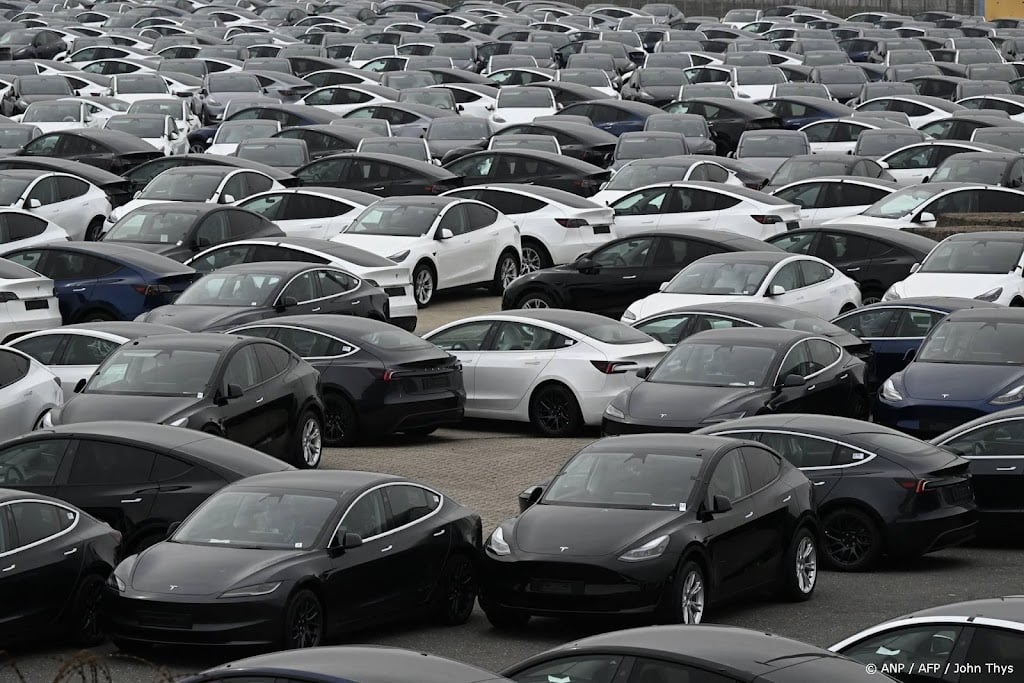 Tesla verkoopt ruim 13 procent minder auto's in tweede kwartaal