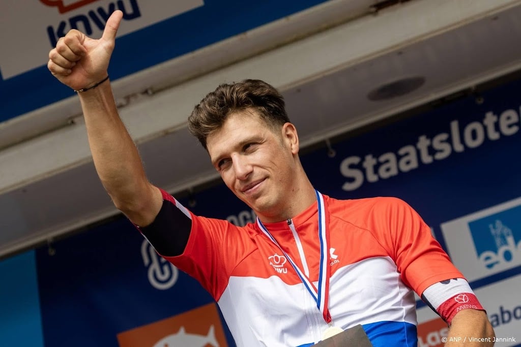 Dertien Nederlanders in Lille aan de start van de Tour de France