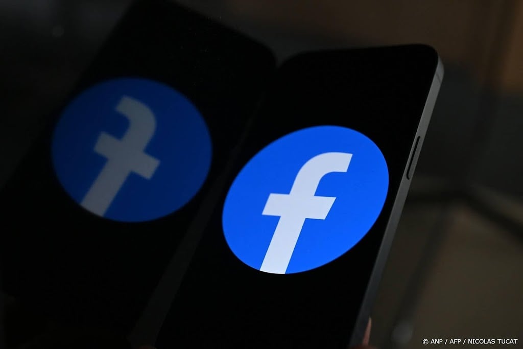Onderzoeksplatform: Facebookkanalen verdienen aan polarisatie