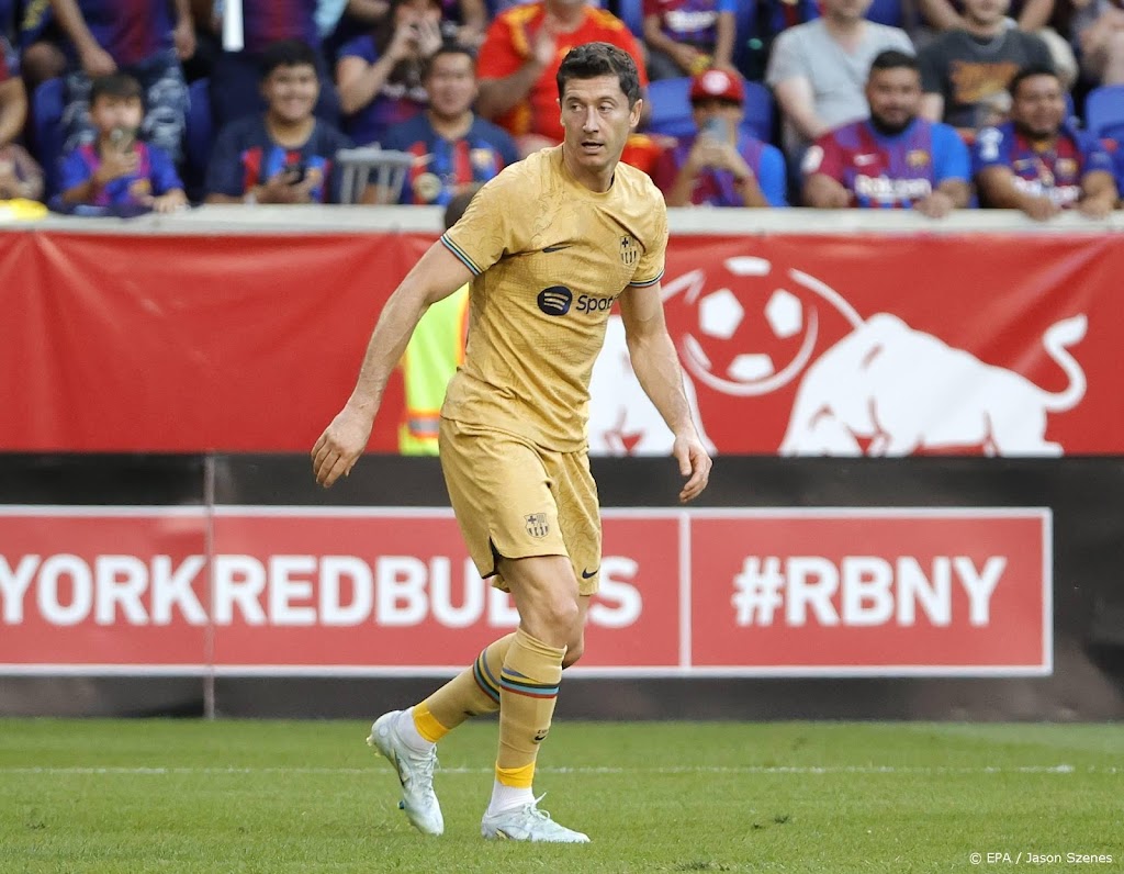 Lewandowski neemt afscheid bij Bayern en praat alles uit