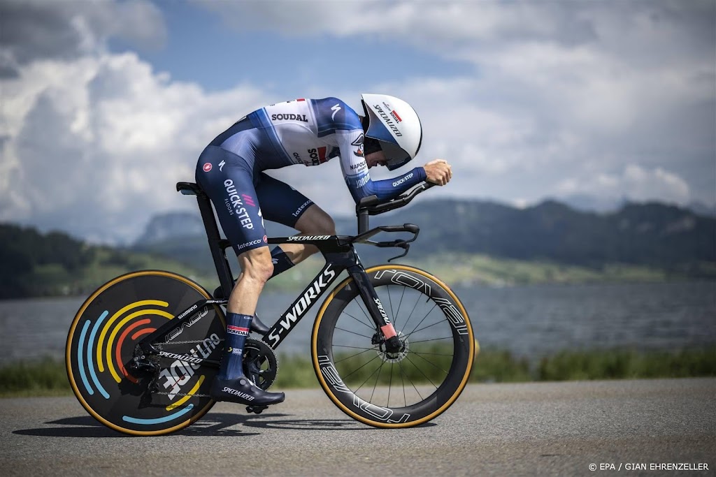 Groenewegen krijgt Giro-etappewinnaar Schmid als teamgenoot