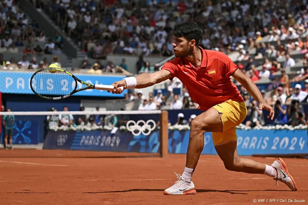 Alcaraz speelt met Auger-Aliassime en gaat op voor tennisgoud