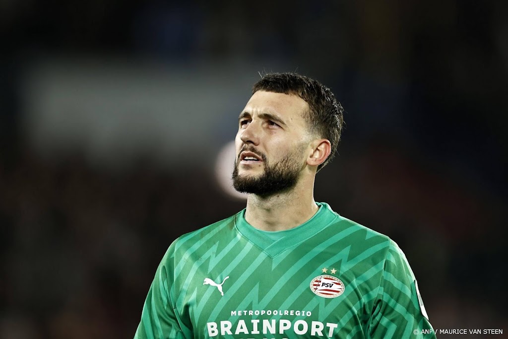 PSV-coach Bosz begrijpt en accepteert vertrekwens keeper Drommel