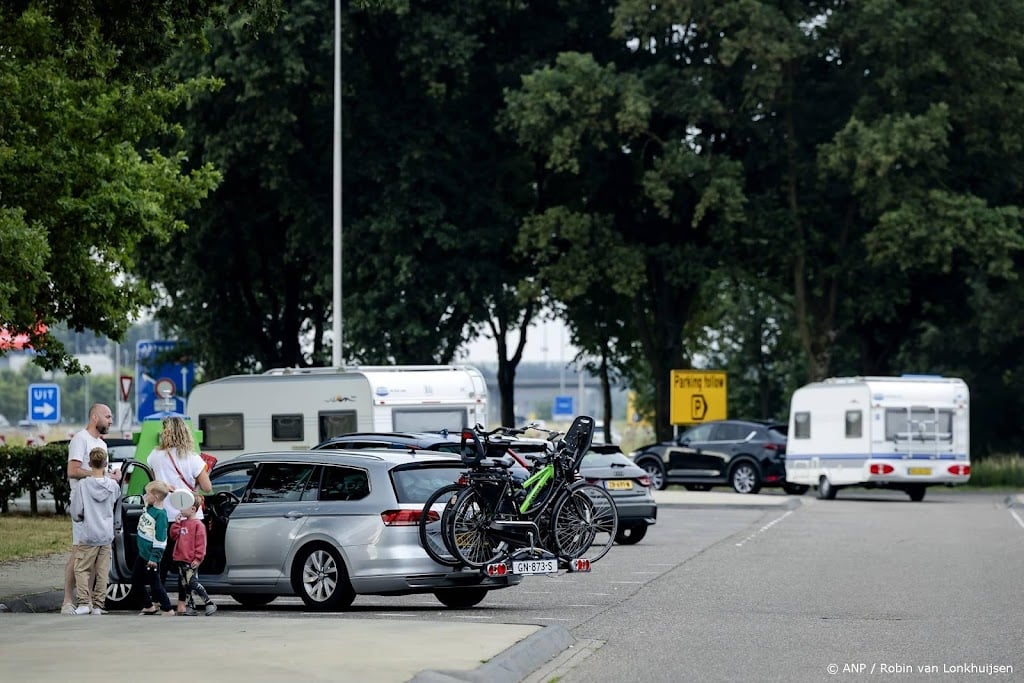 Aansluiten in files op Europese wegen naar vakantiebestemmingen