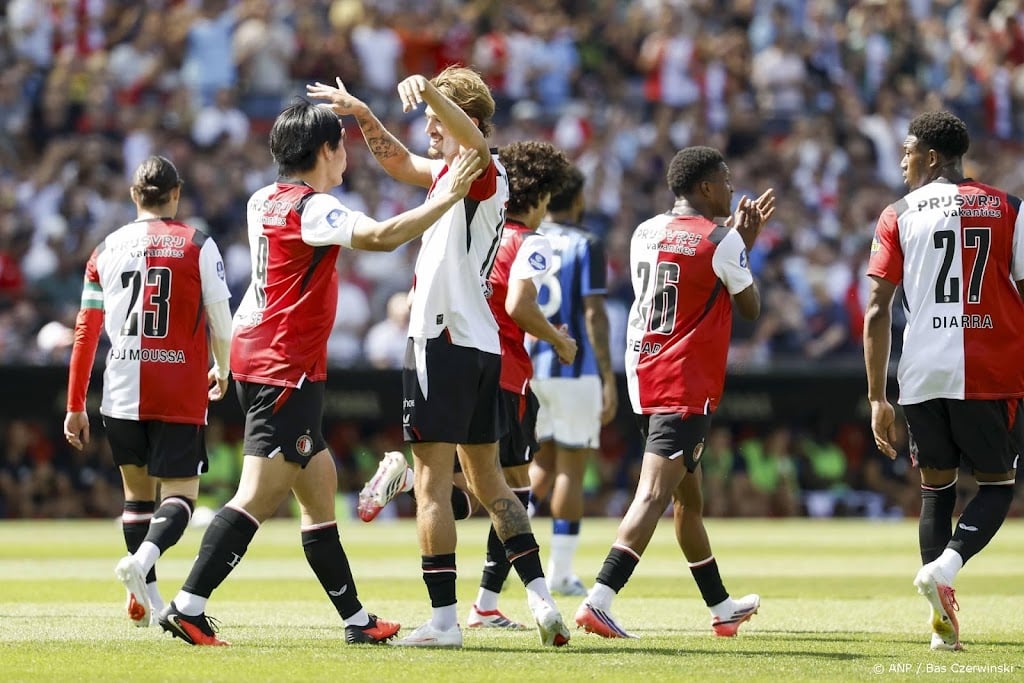Feyenoord verslaat Atalanta in duel om Kuip Cup