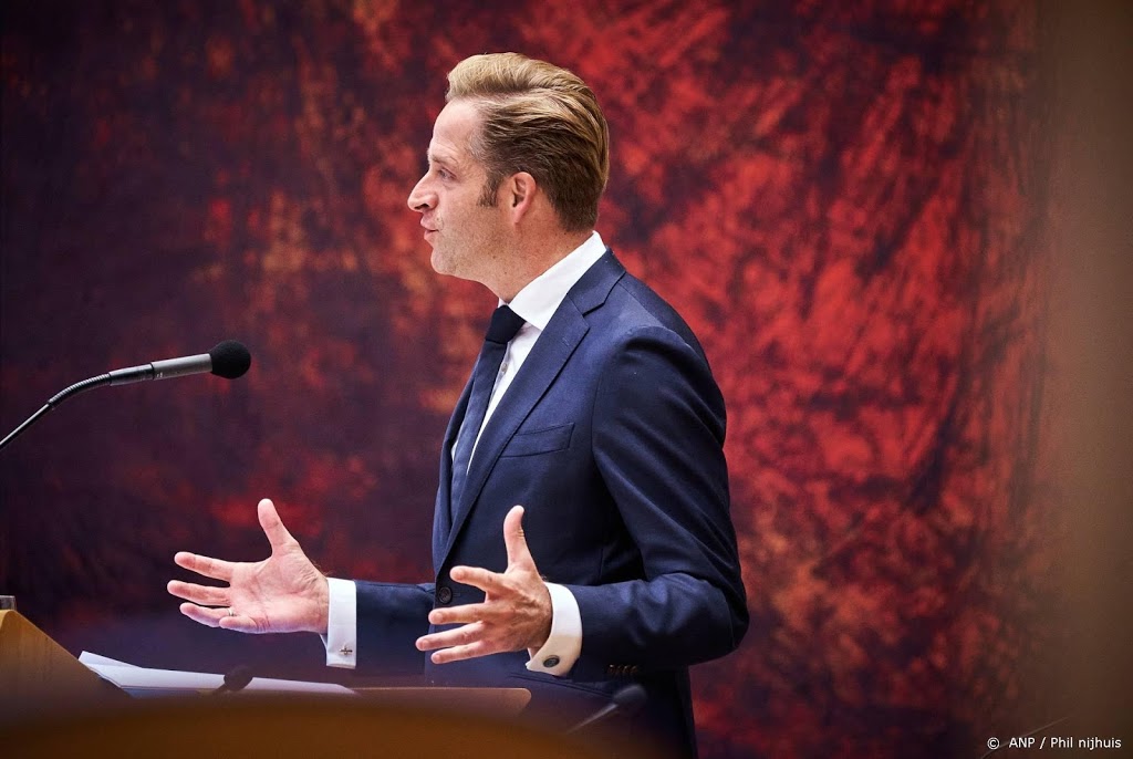 Minister: corona-app mogelijk intrekken als die niets toevoegt