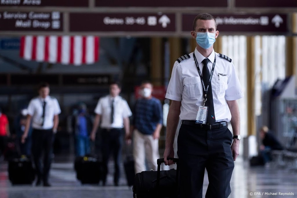 United Airlines gaat ruim 16.000 banen schrappen