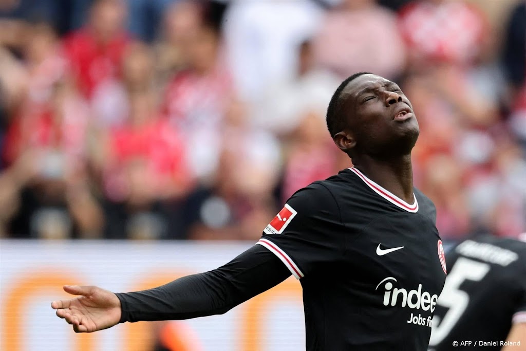Frans international Kolo Muani alsnog naar Paris Saint-Germain