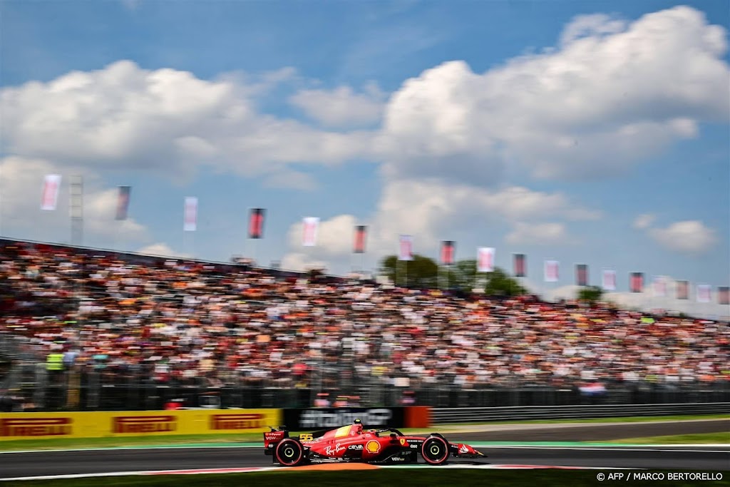 Sainz is fractie sneller dan Verstappen en pakt pole op Monza