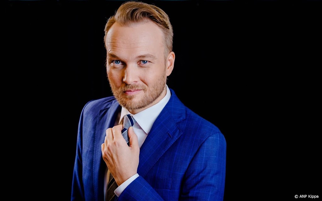 Arjen Lubach begint aan laatste seizoen De Avondshow bij VPRO