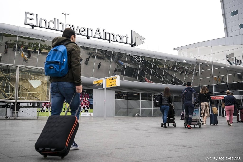 Vluchten zonder bagage vertrokken na storing Eindhoven Airport