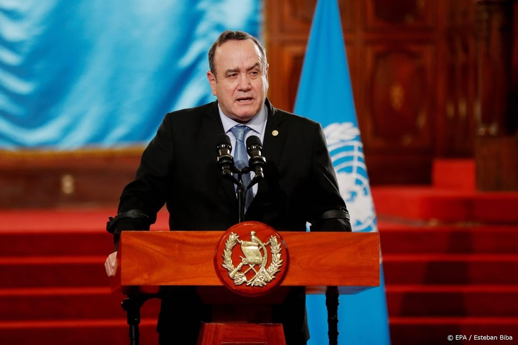 President Guatemala beveelt arrestatie migrantenkaravaan