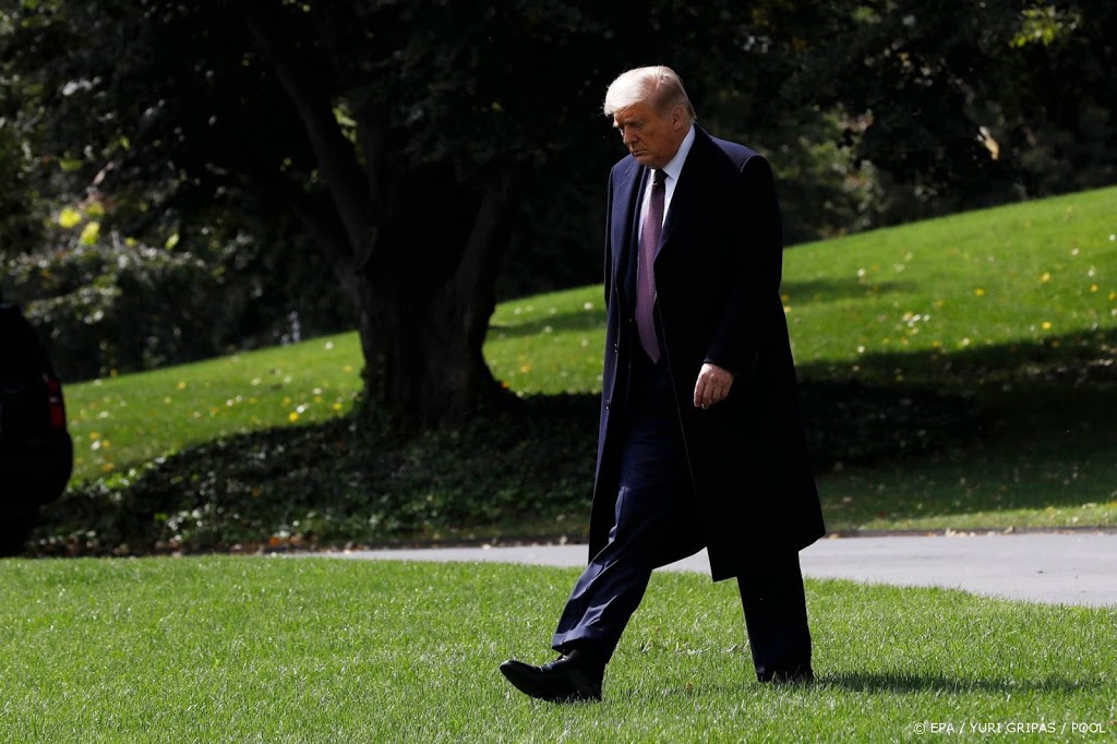 Witte Huis bevestigt milde symptomen bij besmette Trump