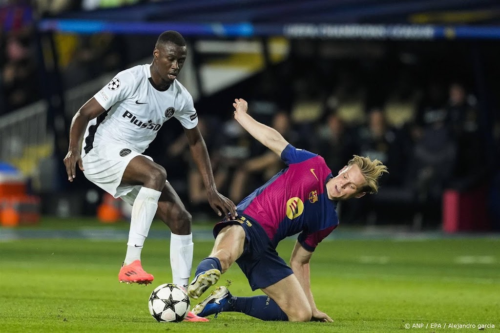De Jong blij met zege Barcelona en 'zware' rentree