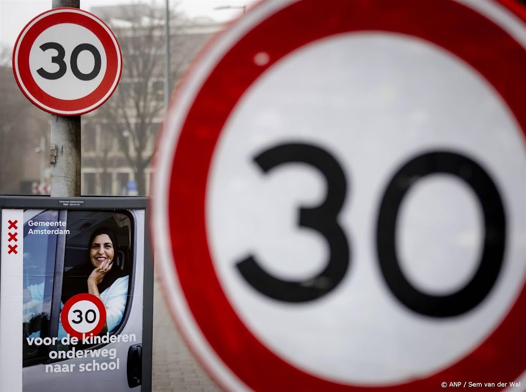 Snelheid verkeer in Amsterdam gedaald na invoering 30 km-wegen